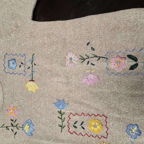 Salon studio by haband blouse size medium   New but has no tag - Picture 15 of 15